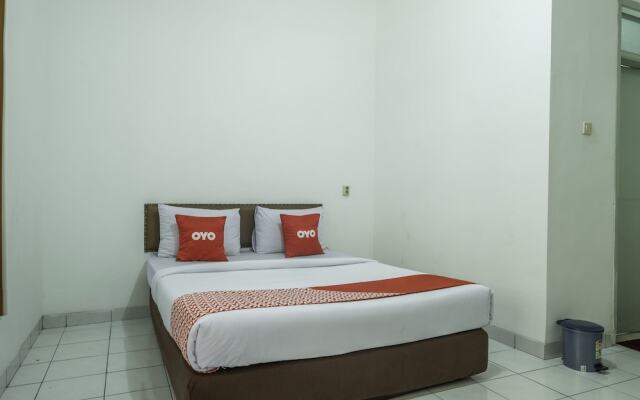 Pondok Kurnia by OYO Rooms