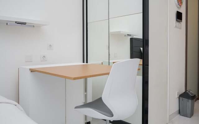 Elegant and Comfortable Studio Apartment at Sky House BSD