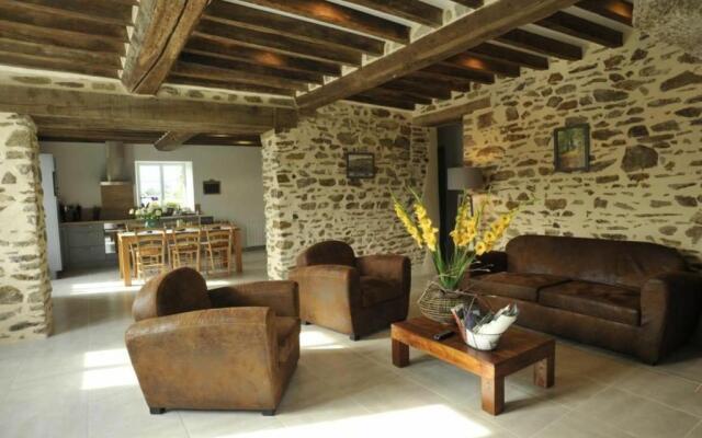 Gîte Saint-Calais-du-Désert, 4 pièces, 6 personnes - FR-1-600-161