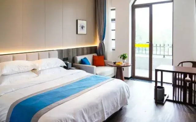 Qingcheng Tianren Hotel