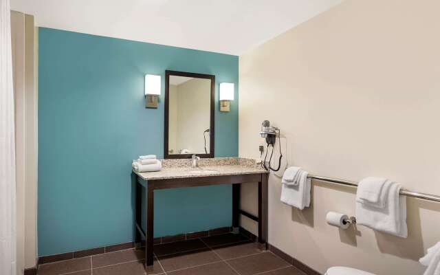 Sleep Inn Lancaster Dallas South
