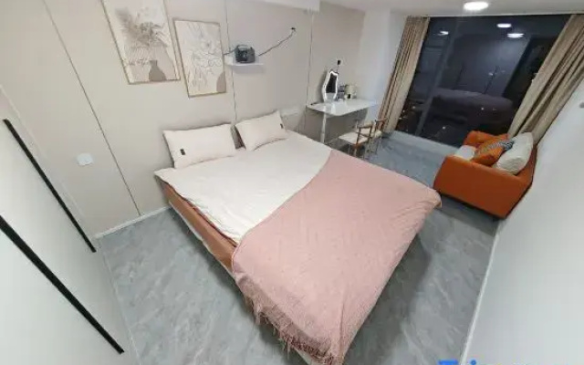 Meiying Homestay (Longhu Baisha Tianjie)