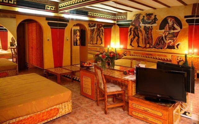 Roman Boutique Hotel