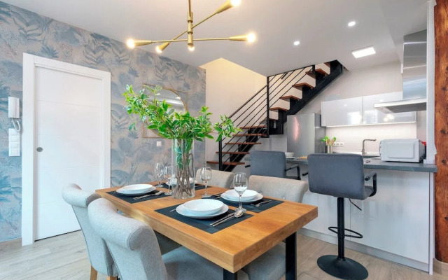 Sophisticated House With Terrace. Plaza del Realejo
