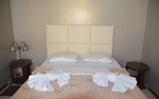 Alla-bay Hotel