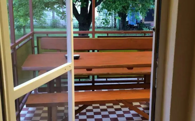 Deak Apartman 4