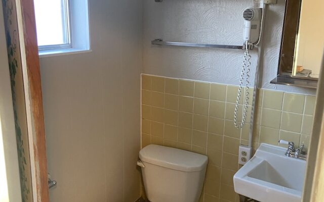 Yellow Springs Motel