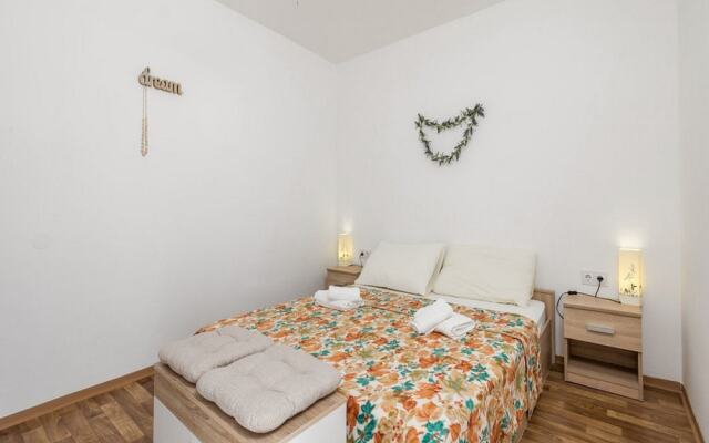 Apartments Sun 4 You