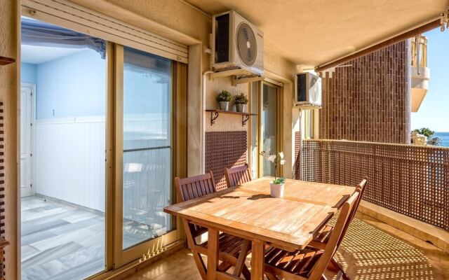 Dona Sofia - Fuengirola Promenade Apartment With Stunning Sea Views, Wifi