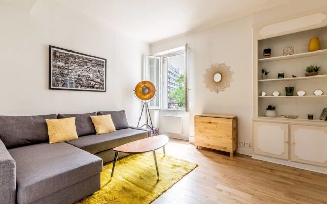 Beautiful Apartment for 4 People in the 15th