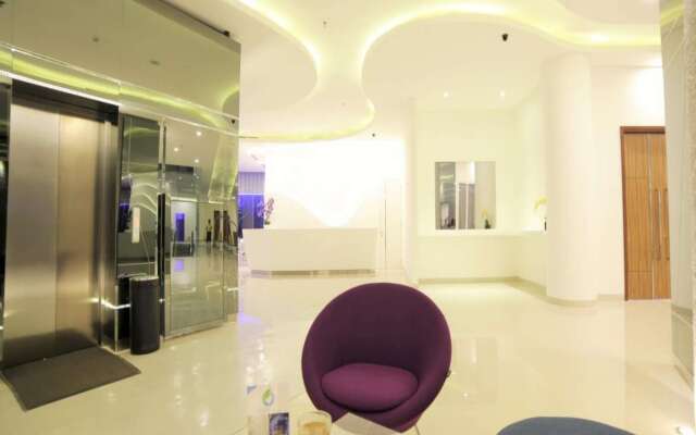 Ozone Hotel Pantai Indah Kapuk