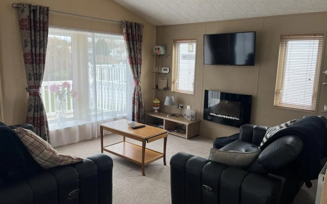 Charming 3 Bedroom Lodge Manor Park Hunstanton