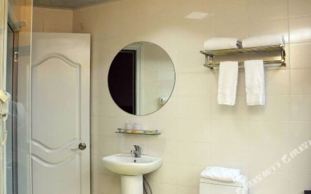 Hao'aijia Business Hotel (Shenzhen Bihaiwan Metro Station)