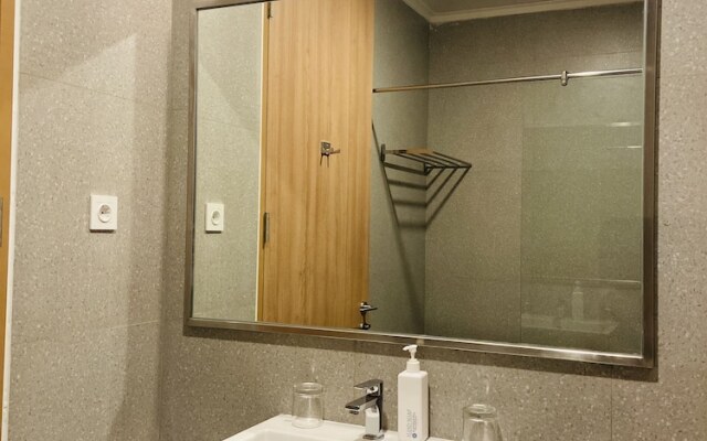 Kambaniru Beach Hotel & Resort