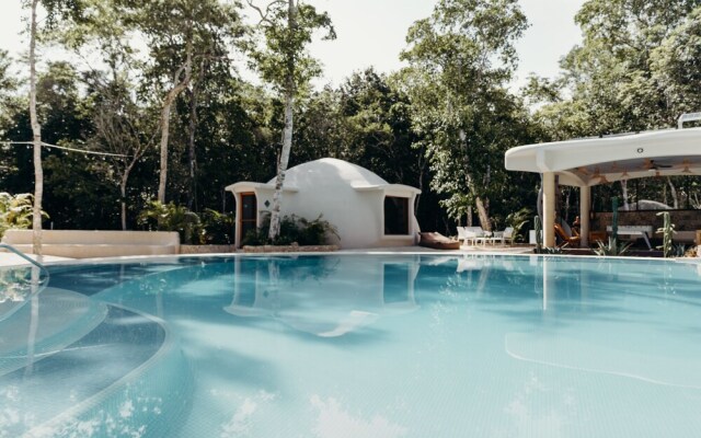 Eco Lodge by Biwa