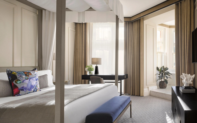 Kimpton Fitzroy London by IHG