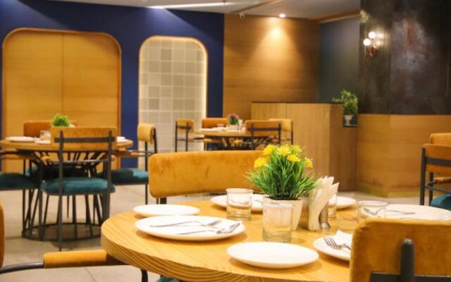Pinnacle Grand Hotel and Banquets