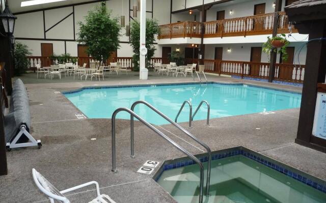 Shawano Four Seasons Hotel