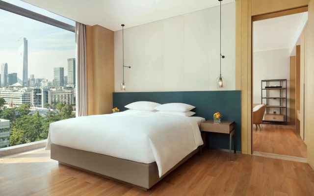 Courtyard by Marriott Shenzhen Bay