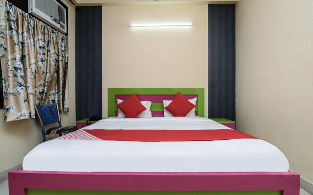 Oyo 18282 Kanchan Villa