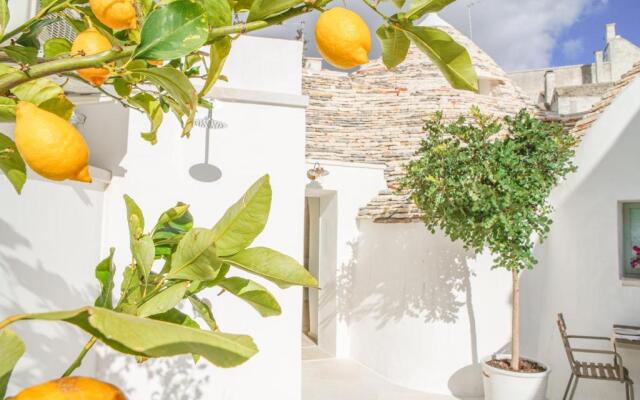 Trullo Essenza-Trulli Antì Charme & Relax