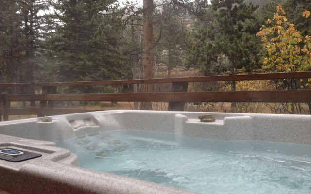 Ponderosa Lodge