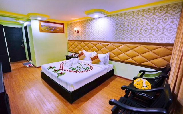 Royal Ruby Hotel