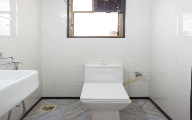 OYO 11512 Hotel Kedari Residency