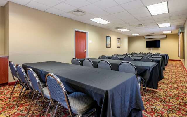 Quality Inn Zephyrhills - Dade City