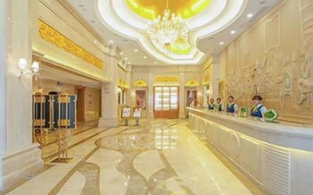 Vienna Hotel Rugao Zhengxiang Square branch