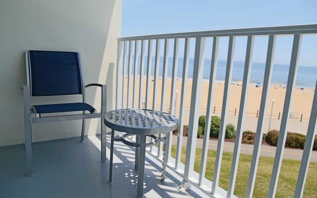 Surfbreak Virginia Beach Oceanfront, Ascend Hotel Collection