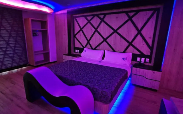 Hotel city lights
