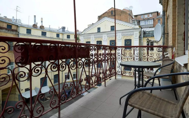 Home-Hotel Malaya Zhitomirskaya 3