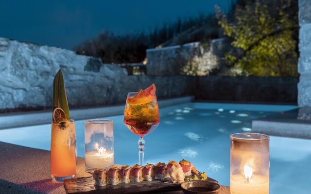 Aeonic Suites and Spa