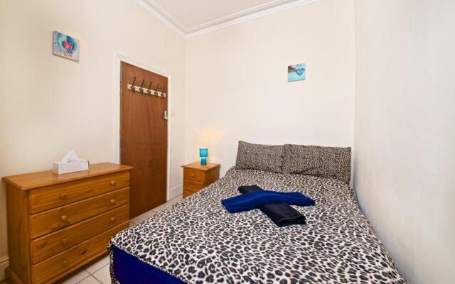 Liverpool City Stays - Economy room - Close to City Centre AA