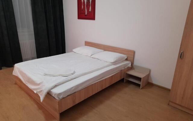 Piata Unirii- 1 Room Studio Apartment