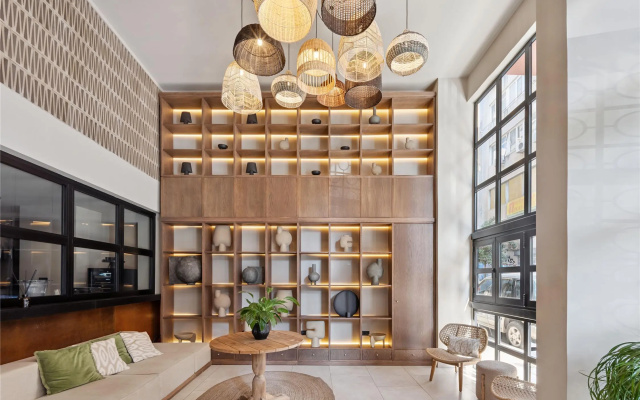Отель Anise Aluma Athens, Tapestry Collection by Hilton