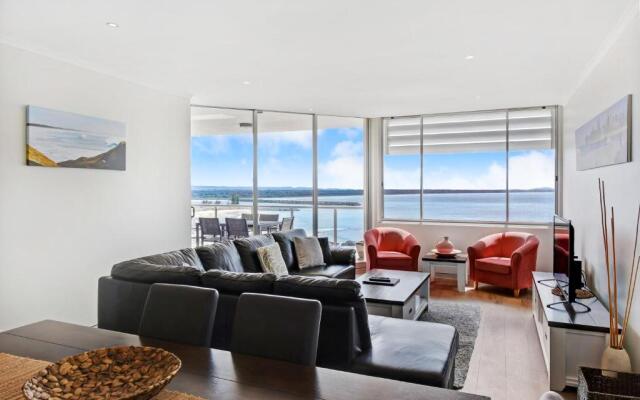 Sandcastle Apartments