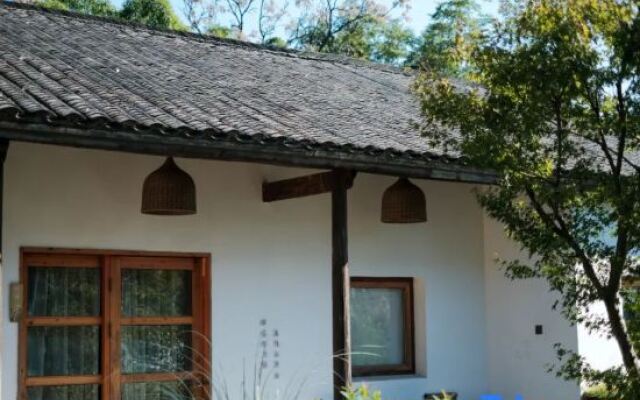 Yuanshe Pinghu B&B (Nanjing Sujia  Ideal  Village store  )
