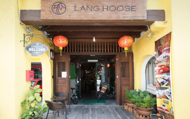 Lang Hoose