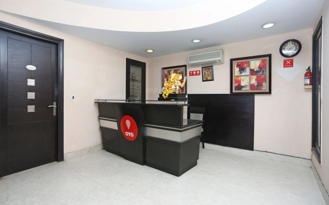 OYO 11322 Hotel The Camria
