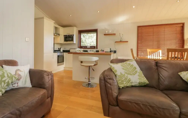 Leafy Nook Lodge