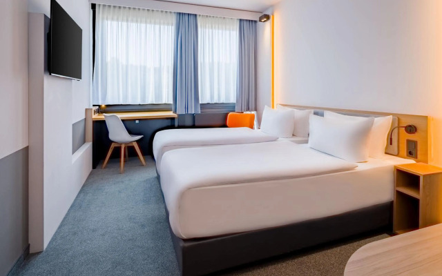 Spark by Hilton Wuppertal City Centre