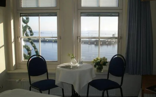 Hotel Cafe Restaurant Van Den Hogen