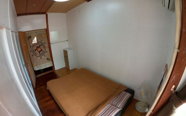 Guesthouse & Diving Seacolo