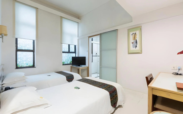 Aiqun Hotel Guangzhou - Free shuttle between hotel and Exhibition Center during Canton Fair