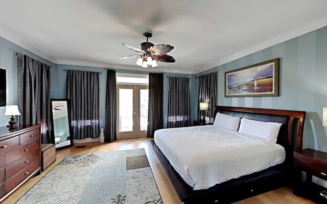 A Mid-Summer's Night Dream by Southern Vacation Rentals