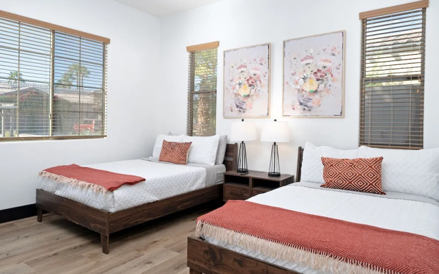 Private Home w Pool & Spa Family Friendly