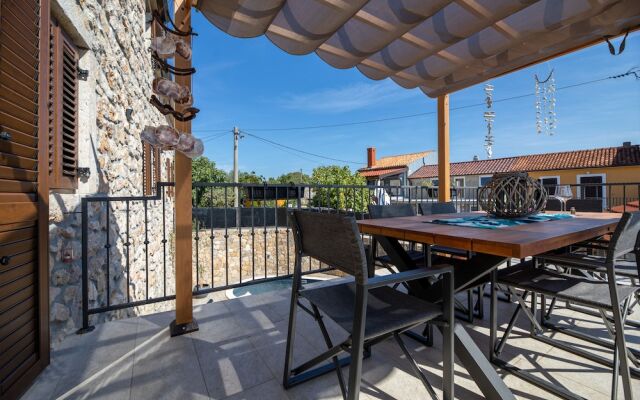 Stunning Villa on Island Krk Near Sandy Beach