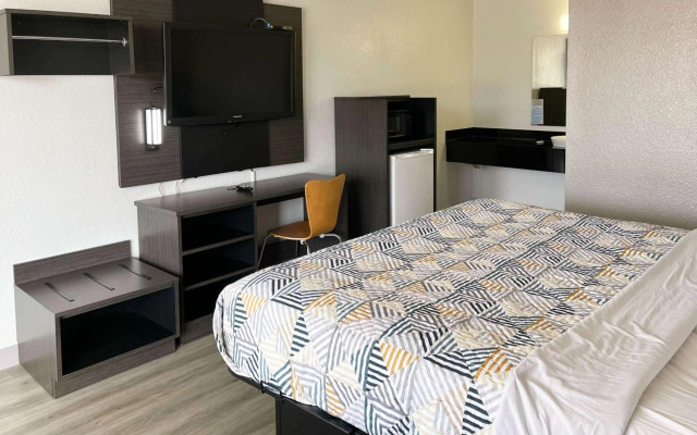 Motel 6 Baton Rouge, LA - Southeast